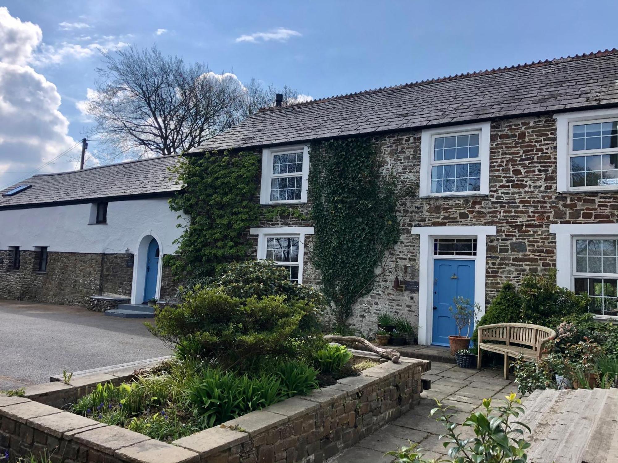 Lake Villa Holiday Cottages Holsworthy Exterior photo